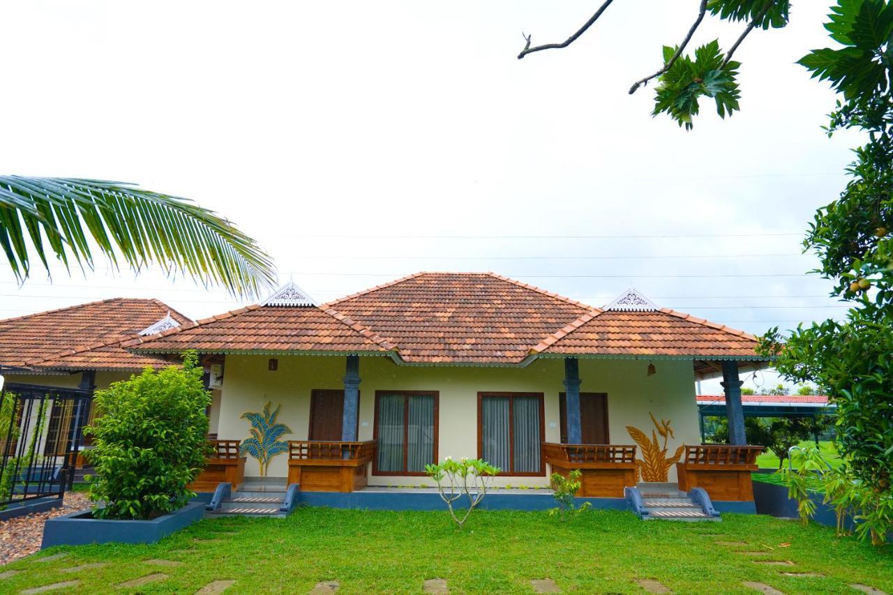 Kottackal Nature Inn Nedumbassery Eksteriør bilde