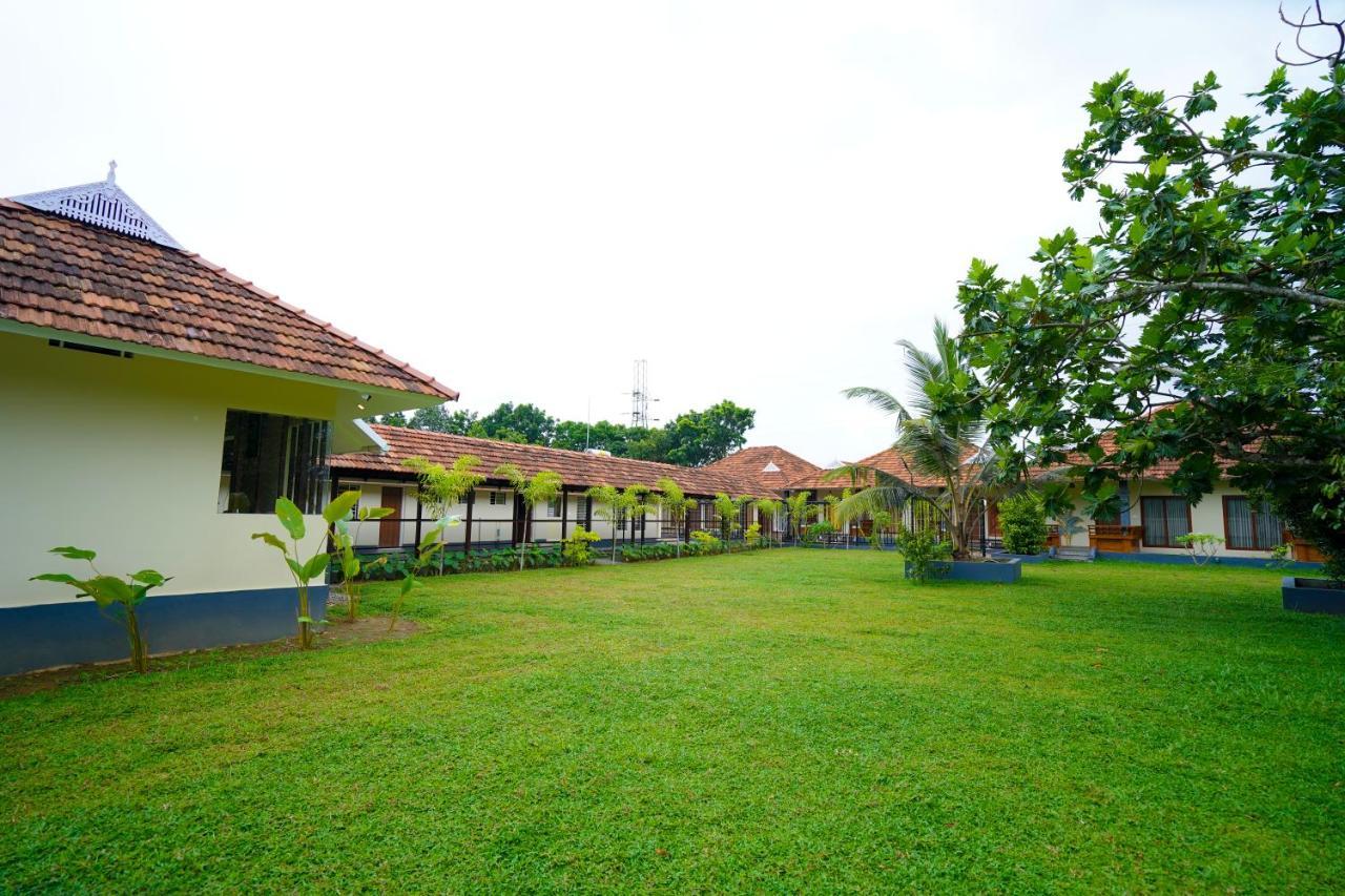 Kottackal Nature Inn Nedumbassery Eksteriør bilde